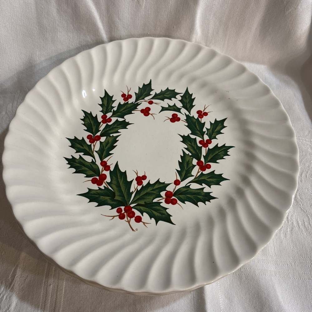 Set of 5 SCIO Holly Berry Christmas Swirl Ceramic Dinner Plates 10" Japan Nice